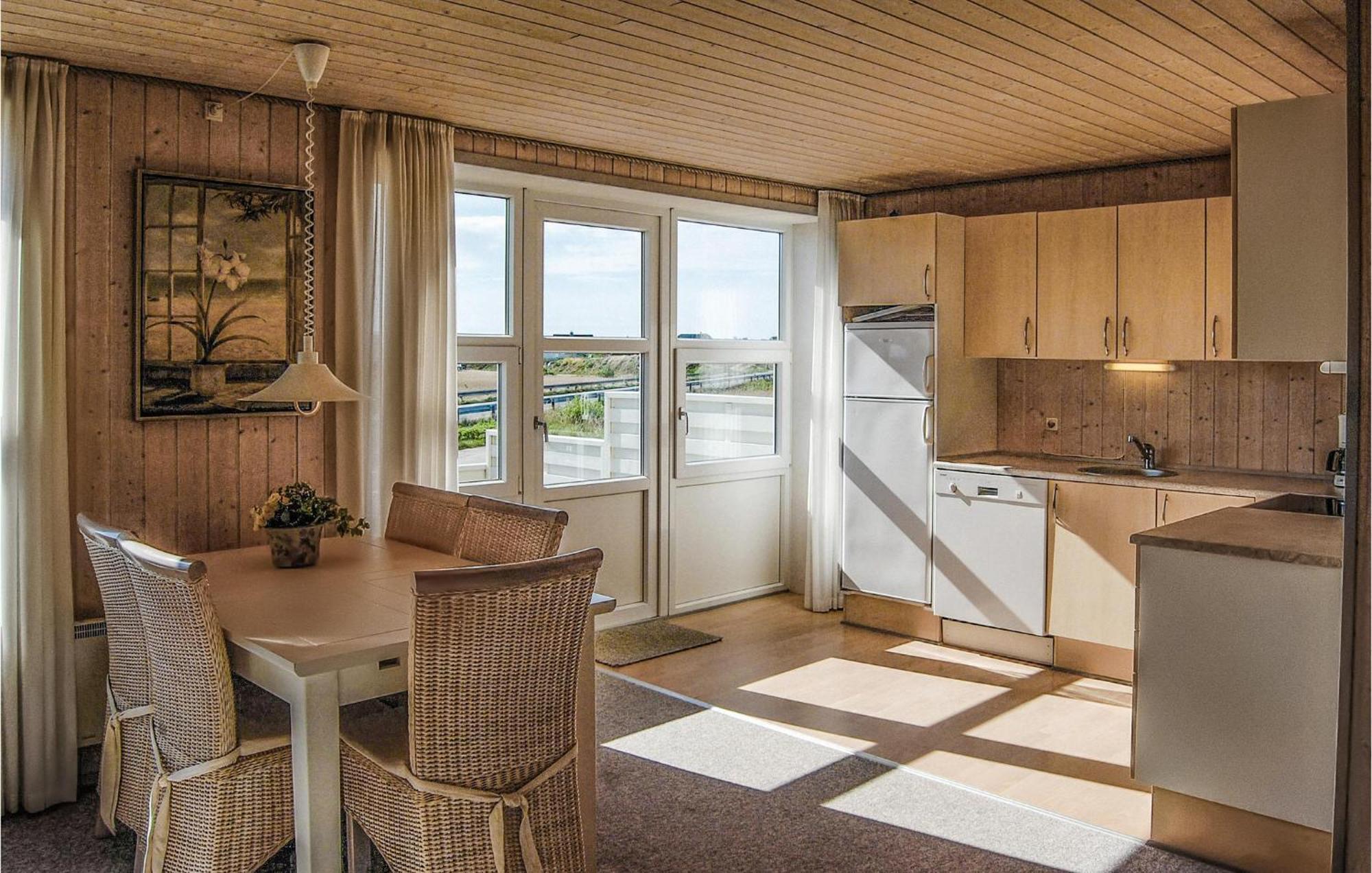 2 Bedroom Gorgeous Home In Hvide Sande Havrvig Kültér fotó